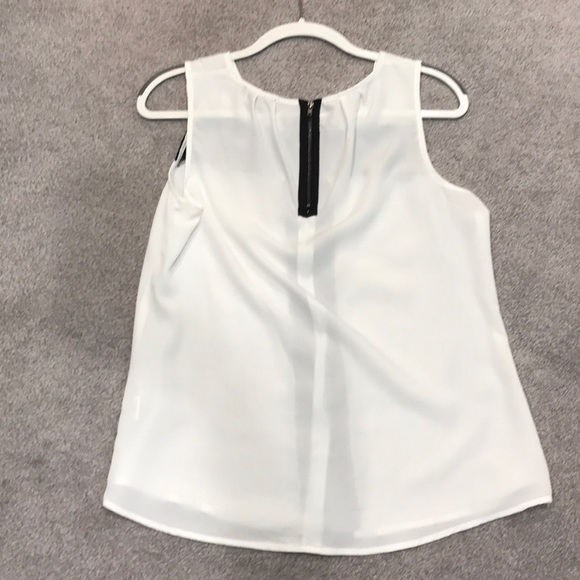 White and Black Tank - Picture 2 of 4